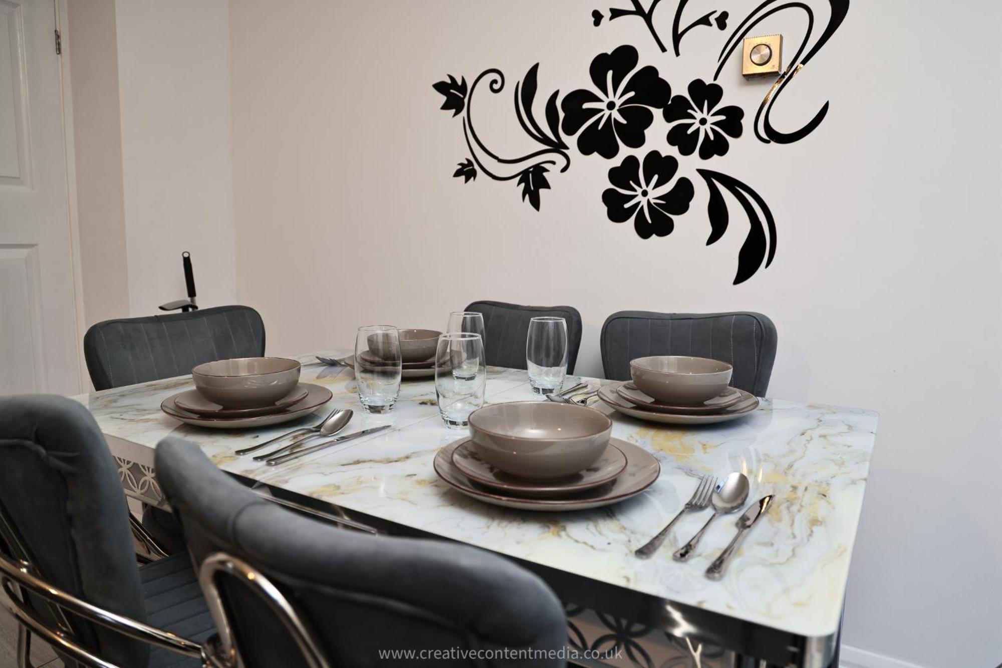 Апартаменты Duplex 3- Bed Kingston *